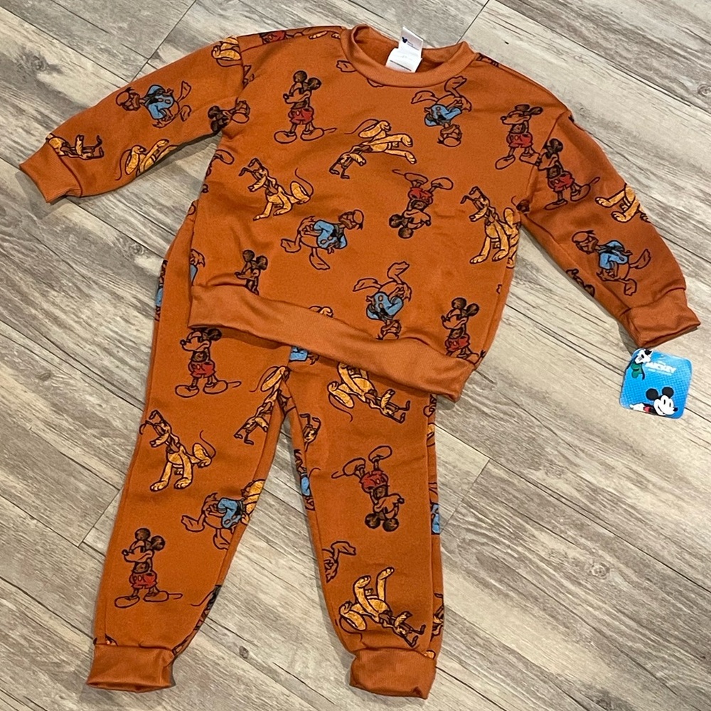 Disney Mickey and Friends Sweatshirt/Pants Set